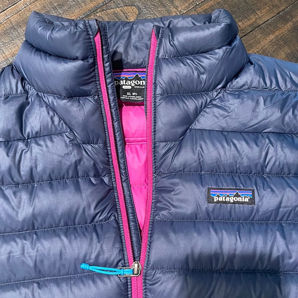 Men’s Patagonia Down Sweater Jacket, Size XL